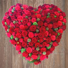 Luxurious Red Rose Heart - LARGE
