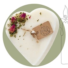 Handmade Champagne &amp; Rose Heart Candle